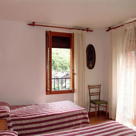 Gasthuis Pirineos Sarvisé