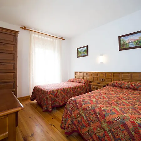 Pirineos Pensión 3*